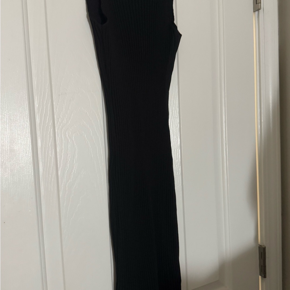 Black Ribbed Sleeveless Dress